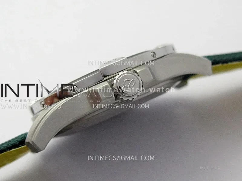 Avenger Chronometer 45mm SS B50F 1:1 Best Edition Green Dial On Green Nylon Strap A2824