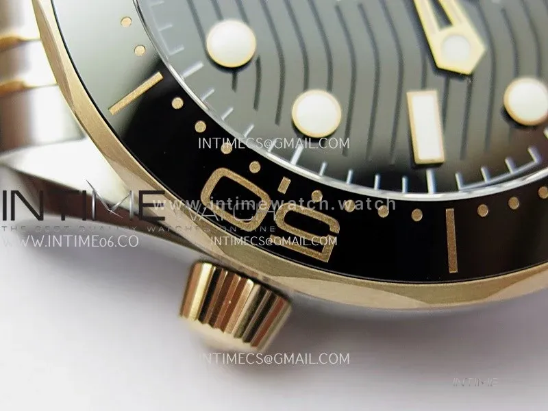 Seamaster Diver 300M Black Ceramic Bezel SS/RG V4 VSF 1:1 Best Edition Green Dial On SS/RG Bracelet Super Clone Asian 8800
