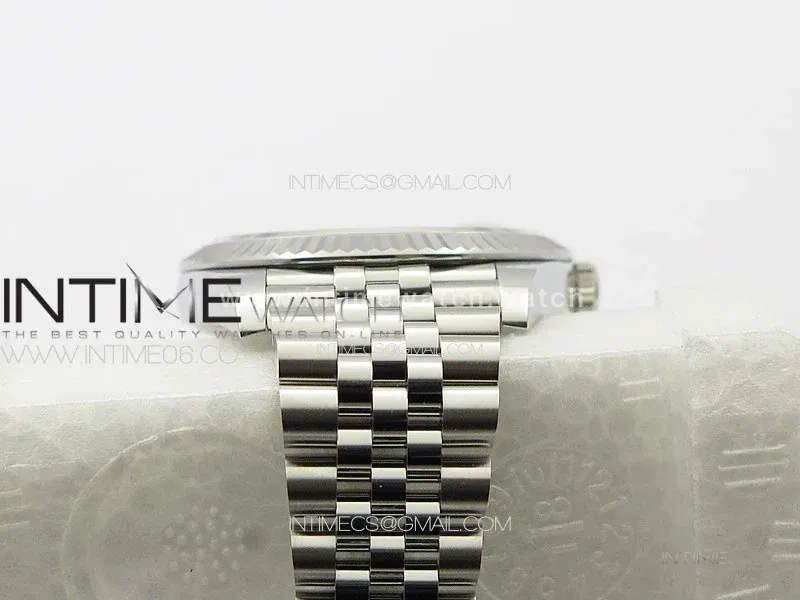 Datejust 41 126334 Grey Dial Stick Markers in White Gold