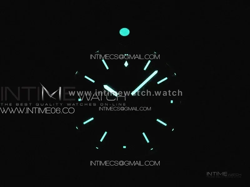Avenger Chrono SS Red Second hand B50 Black Dial on SS Bracelet A7750
