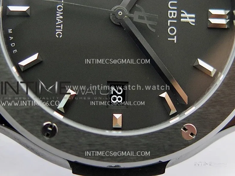 Classic Fusion 42mm Ceramic JJZF 1:1 Best Edition Black Dial On Black Gummy Strap