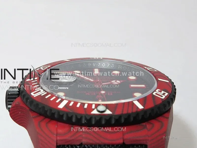 Submariner DIW Red Carbon VSF 1:1 Best Edition Black Dial on Black Nylon Strap VS3135