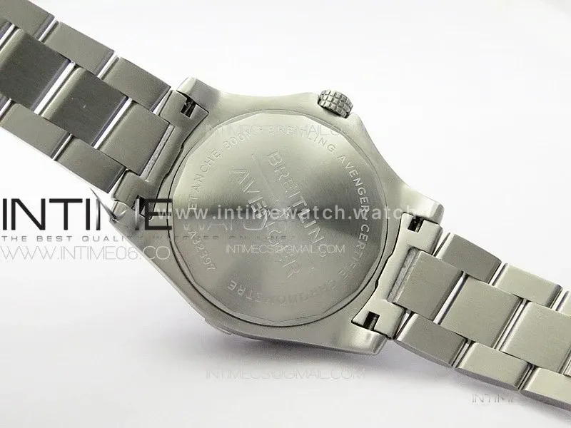 Avenger Automatic 43mm GMT SS B50 Best Edition Black Dial on SS Bracelet A2824