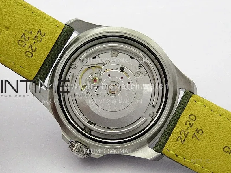 Avenger Chronometer 42mm SS BLSF 1:1 Best Edition Green Dial On Green Nylon Strap A2824